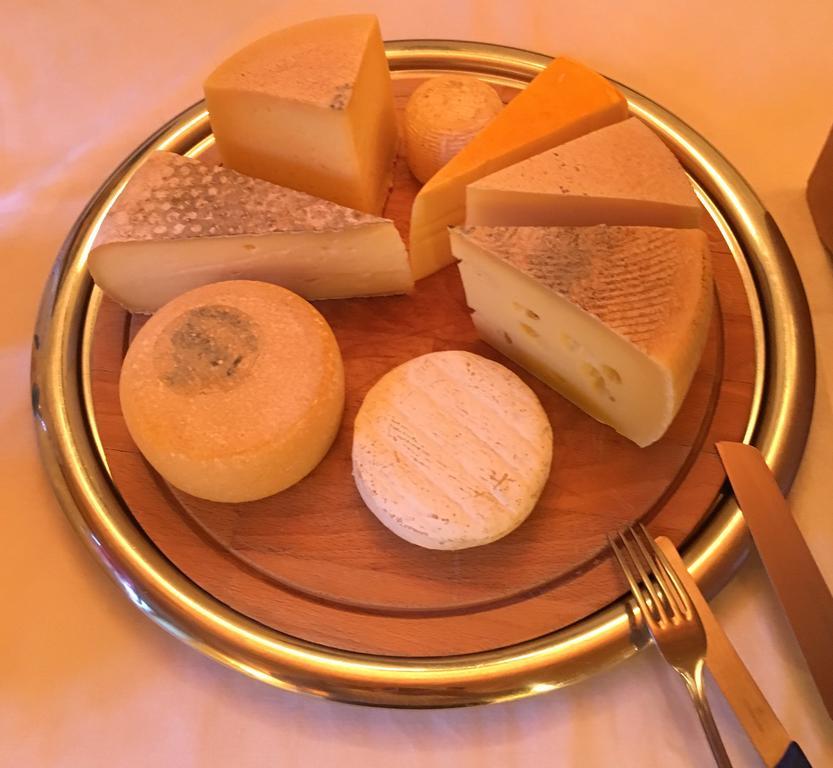 Poschiavo Suisse Hotel & Traditional Fondue Stube Exteriör bild