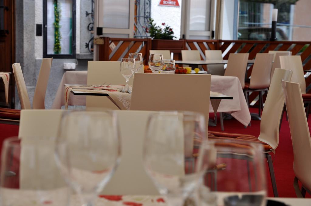 Poschiavo Suisse Hotel & Traditional Fondue Stube Exteriör bild